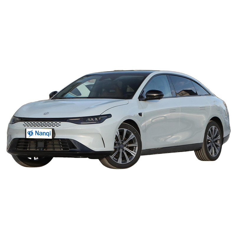 Design de moda LEAPMOTOR C01 Carro elétrico puro Médio e grande tamanho