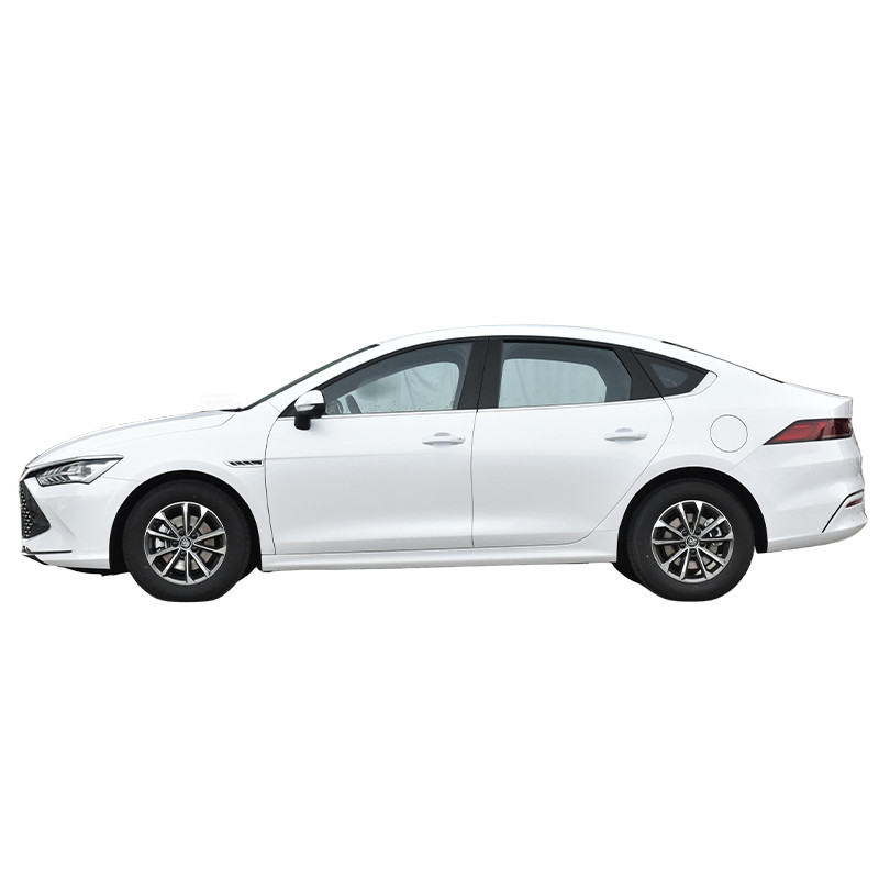 Carros BYD Plug In SUV híbrido BYD Qin Plus DM-I 4 portas 5 lugares
